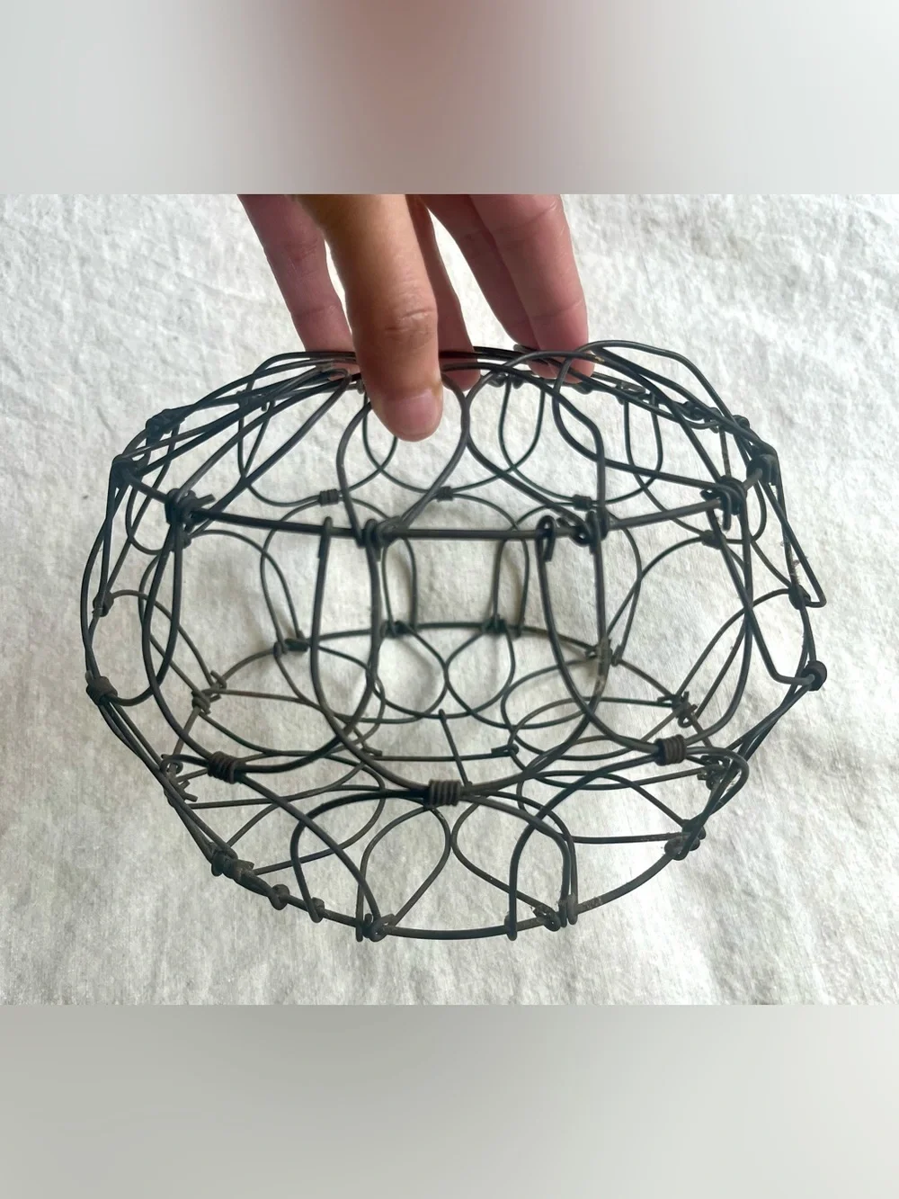 🥚 Vintage Collapsible Wire Egg Basket Antique